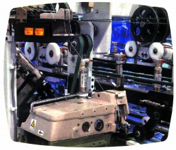 Automatex FDP-7725 has an electronic edge guiding