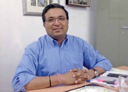 Mukul Khandelwal, Managing Director