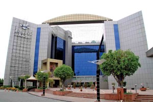 Having such a well equipped infrastructure with permanent showrooms, BSMs at Apparel House have been mostly unsuccessful to the dismay of the participants 