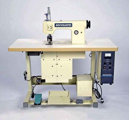 SeamMaster Ultrasonic Bonding machine, manufactured by the Sonobond Ultrasonics 