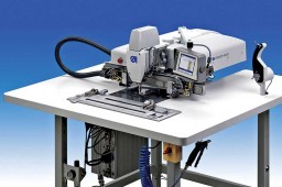 Duerkopp Adler’s 911-210-6055 CNC-controlled pattern stitcher,with an approved M TYPE sewing technology, offers high bobbin thread capacity, and high sewing speed of 2000 SPM.