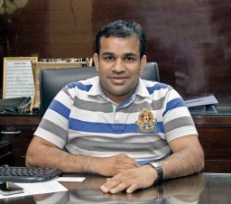 Jayesh Banger, Managing Director