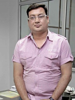 Sandeep Chhabra, Director