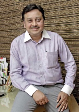Sudeep Galundia, Managing Director