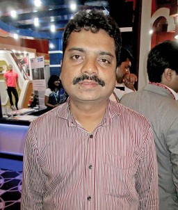 Tanvir Yasin, MD, Pentagon Fashion Wear