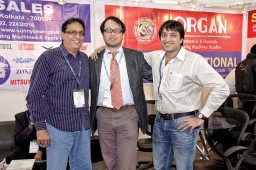 (L-R) Sanjay Mehta, Sunny Sales; Masato Ibaraki, Organ Needle; and Harshad Mehta, Sunny International