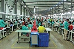 Huajian Shoe's Factory: One of the early pioneering manufacturers to realize Ethiopia's potential