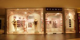 Image Courtesy: retaildesignblog.net