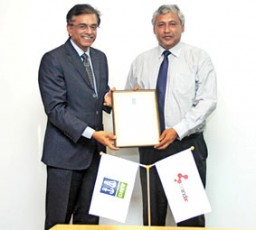 N. R Krishnakumar Director of Operations – India and Middle East (left) of DNV Business Assurance presents the ISO 50001 certificate to Brandix Director AJ Johnpillai