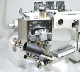 WB/WC-0290 guillotine device is for flat seamer/feed-of-the arm machines.