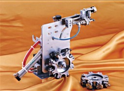 Kinoshita Auto Bobbin Changer