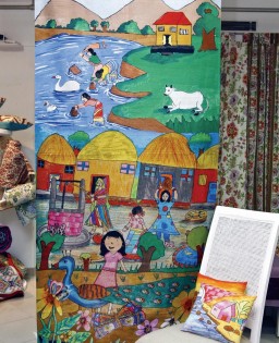 Curtain and cushion in digital print depicting a drawing by Ratan Textiles