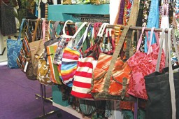 A wide range of bags attracted many visitors at the fair
