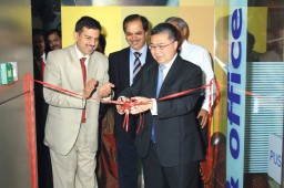 (L–R) Harsh Chopra, Country Manager, Intertek India, Calvin Yam, President, Consumer Goods, Asia Pacific and Dilip Gianchandani, Regional Director, Intertek India 