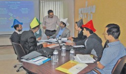 Participants engrossed keenly in interactive ‘Six Thinking Hat’ Exercise