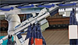 No hooks should be kept empty while loading the Tunnel Finisher