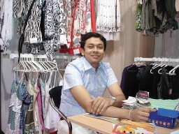 Niraj Puglia from Silver Apparels