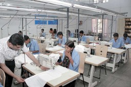 A supervisor guiding an operator during a training session