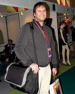Anthony Finlay from ‘please mum’ Canada, sources 10% of their range from India