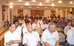 Industry all ears at the introduction of 100-68 pocket welting machine