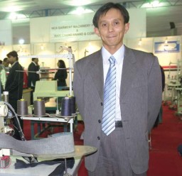 Yoshide Morimoto, Kansai with the automatic waistband attachment machine