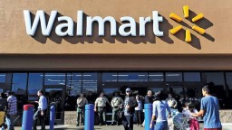 GTY_walmart_store_sk_1331106_16x9_992-copy-copy