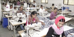 Garment workers demonstrates for wage fixation