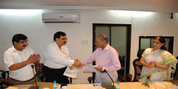 Subhash Goel, IAS and Dr. Roopak Vasishtha, CEO and Director General, Apparel, Made-ups & Home Furnishing Sector Skill Council exchanging MoU signed between both the organizations at Chandigarh. Also seen in the picture are Dheera Khandelwal, IAS: Principal Secretary – Technical Education & Vice President – HSDM and K. K. Kataria, Director – Technical Education & Executive Officer – HSDM. Subhash Goel, IAS and Dr. Roopak Vasishtha, CEO and Director General, Apparel, Made-ups & Home Furnishing Sector Skill Council exchanging MoU signed between both the organizations at Chandigarh. Also seen in the picture are Dheera Khandelwal, IAS: Principal Secretary – Technical Education & Vice President – HSDM and K. K. Kataria, Director – Technical Education & Executive Officer – HSDM.