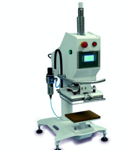 The CS series of machines by H&H, such as the above CS653, are used for the pressing function, to fix the bonded seams
