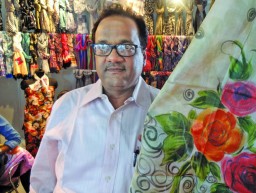 Prakash Kataruka, Shri Dadu Impex with hand-print scarf 