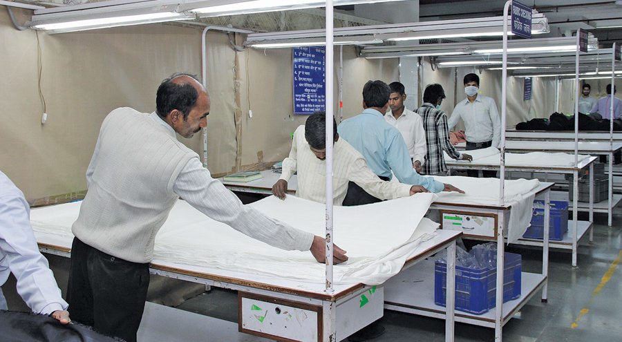 The fabric is inspected on 4-point system