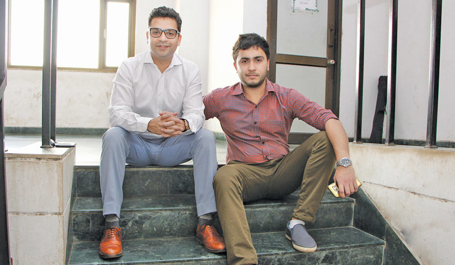 (L-R) Rahul and Pranav Sachdeva are determined to place Mercury Fabrics among the best knit producing companies in the world