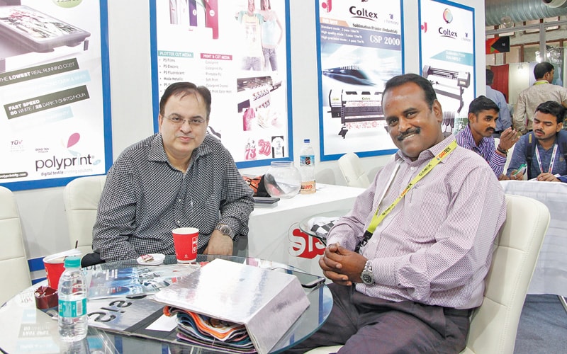 Vimlesh Arora (L), MD, J. N. Arora & Co. Pvt. Ltd. with R. Mohankumar, MD, Cheran Machines